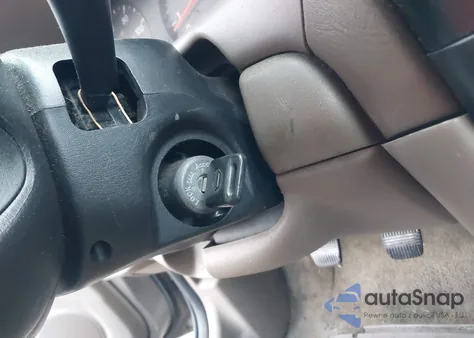 2004 Nissan Sentra 1.8S z USA, uszkodzony, nr VIN 3N1CB51D94L909968